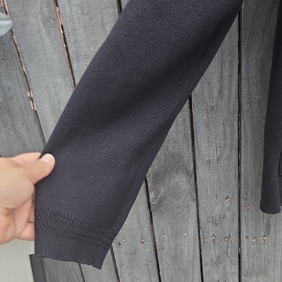 Everlane Charcoal Women's Cardigan - Picture 4 of 8